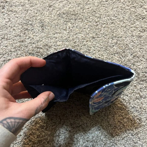 Vera Bradley Wallet Lotus Flower Swirl Trifold‎ Cardholder Wristlet Quilted Y2K - Picture 5 of 9